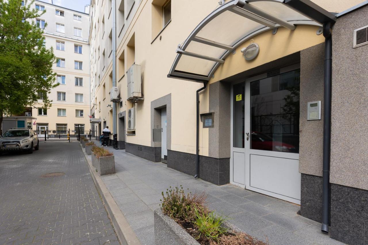 Fashionable City Center Apartment By Noclegi Renters Warszawa Exteriör bild